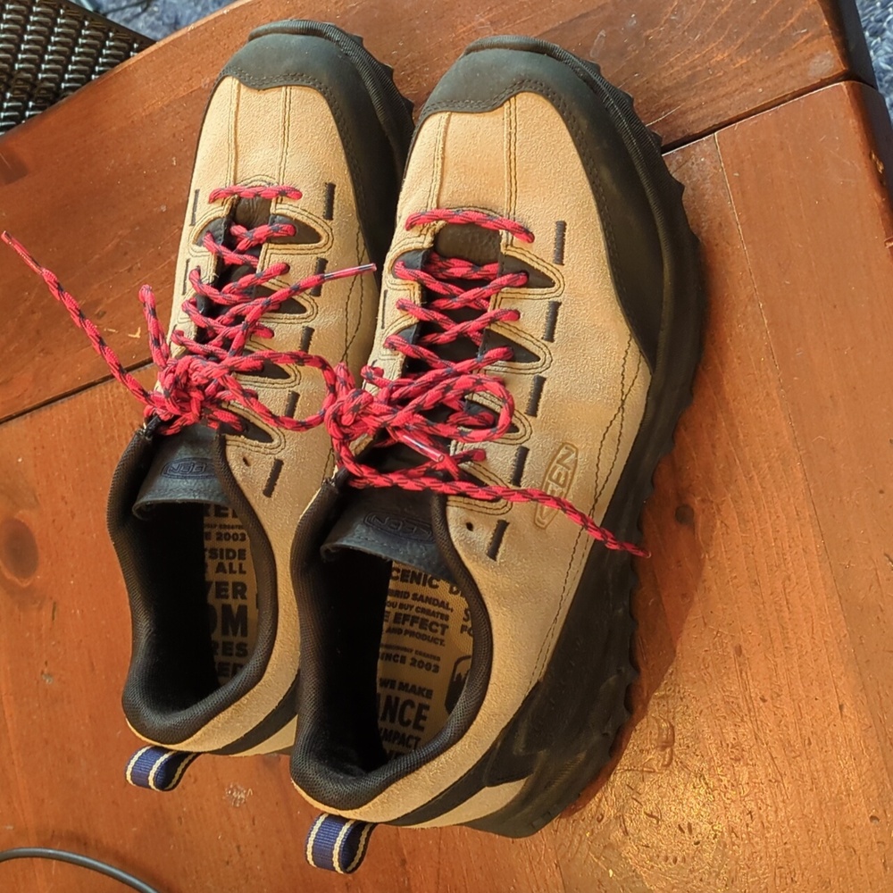Keen Tan and Black Sneakers with Red Laces
